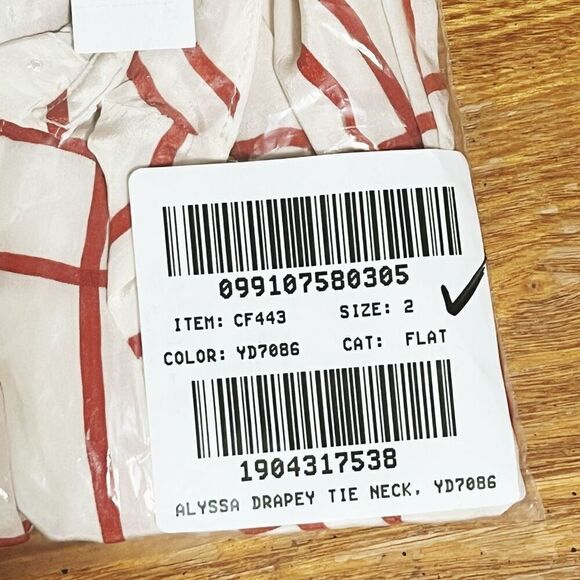 J.Crew Tie-neck top in plaid crepe de chine Ivory Red Size 2 NWT - Picture 6 of 7